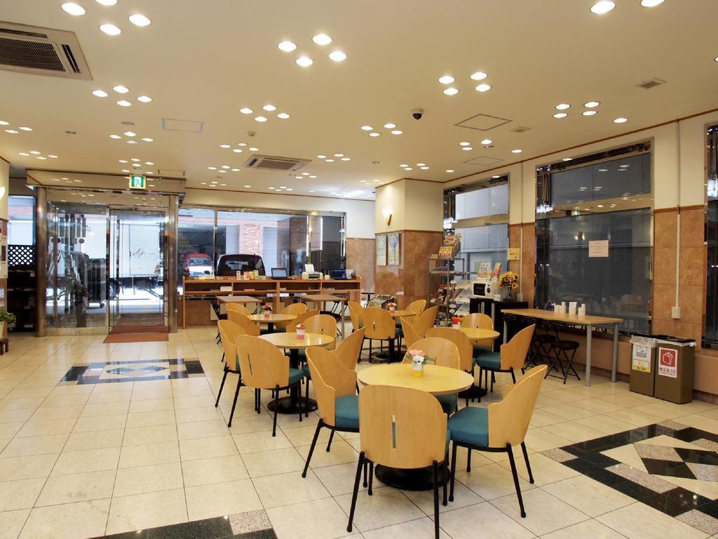 Toyoko Inn Hokkaido Sapporo-Eki Kita-Guchi Exterior foto